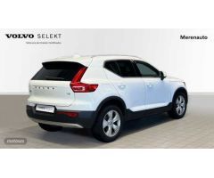 Volvo XC40 1.5 T2 MOMENTUM CORE 129 CV de 2021 con 104.948 Km por 22.900 EUR. en A Coruna