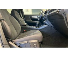 Volvo XC40 1.5 T2 MOMENTUM CORE 129 CV de 2021 con 104.948 Km por 22.900 EUR. en A Coruna