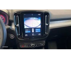 Volvo XC40 1.5 T2 MOMENTUM CORE 129 CV de 2021 con 104.948 Km por 22.900 EUR. en A Coruna