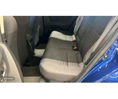 Toyota Auris 1.8 VVT-I HYBRID ACTIVE 136 CV de 2016 con 117.356 Km por 14.700 EUR. en A Coruna