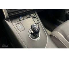 Toyota Auris 1.8 VVT-I HYBRID ACTIVE 136 CV de 2016 con 117.356 Km por 14.700 EUR. en A Coruna