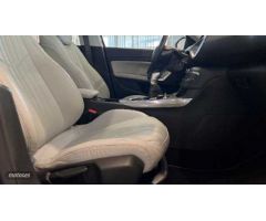 Peugeot 308 1.2 ALLURE 130 CV de 2016 con 85.319 Km por 11.900 EUR. en A Coruna