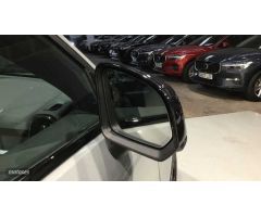 Volvo XC40 XC40 PLUS B3 MILD HYBRID GASOLINA de 2025 con 1 Km por 41.500 EUR. en Cantabria