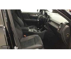 Volvo XC40 XC40 PLUS B3 MILD HYBRID GASOLINA de 2025 con 1 Km por 41.500 EUR. en Cantabria