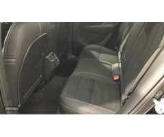 Volvo XC40 XC40 PLUS B3 MILD HYBRID GASOLINA de 2025 con 1 Km por 41.500 EUR. en Cantabria