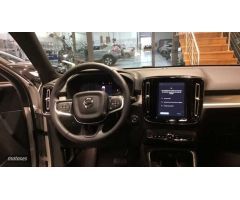 Volvo XC40 XC40 MODEL CORE de 2025 con 1 Km por 38.500 EUR. en Cantabria