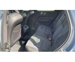 Volvo XC 60 XC60 CORE B4 DIESEL de 2024 con 33.946 Km por 39.990 EUR. en Huelva