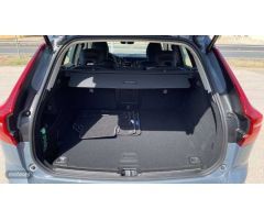 Volvo XC 60 XC60 CORE B4 DIESEL de 2024 con 33.946 Km por 39.990 EUR. en Huelva