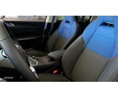 Lynk & Co 01 1.5 PHEV 6.6KW 261 5P de 2022 con 22.957 Km por 26.900 EUR. en Malaga