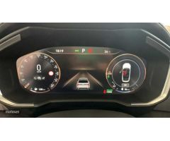 Lynk & Co 01 1.5 PHEV 6.6KW 261 5P de 2022 con 22.957 Km por 26.900 EUR. en Malaga