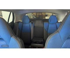 Lynk & Co 01 1.5 PHEV 6.6KW 261 5P de 2022 con 22.957 Km por 26.900 EUR. en Malaga