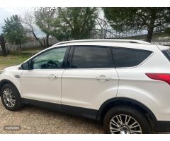 Ford Kuga Titanium 2.0 Duratec FHEV 140kW Auto de 2014 con 115.000 Km por 10.600 EUR. en Toledo