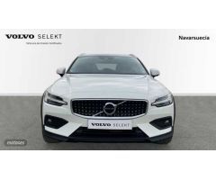 Volvo V 60 V60 Cross Country Pro D4 AWD Automatico de 2019 con 91.467 Km por 33.850 EUR. en Navarra