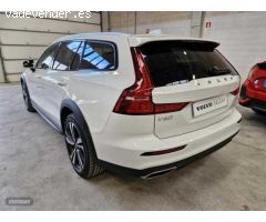 Volvo V 60 V60 Cross Country Pro D4 AWD Automatico de 2019 con 91.467 Km por 33.850 EUR. en Navarra