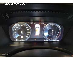 Volvo V 60 V60 Cross Country Pro D4 AWD Automatico de 2019 con 91.467 Km por 33.850 EUR. en Navarra