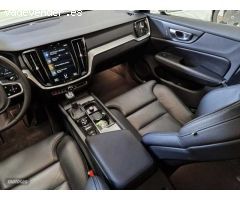 Volvo V 60 V60 Cross Country Pro D4 AWD Automatico de 2019 con 91.467 Km por 33.850 EUR. en Navarra