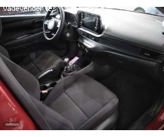 Hyundai i20 1.2 MPI Klass de 2024 con 11.300 Km por 17.300 EUR. en Segovia
