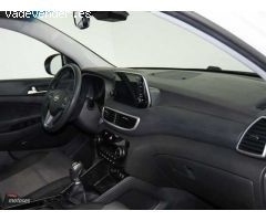 Hyundai Tucson Tucson 1.6CRDI 48V Tecno Sky Safe 4x2 de 2019 con 110.400 Km por 19.990 EUR. en Cadiz