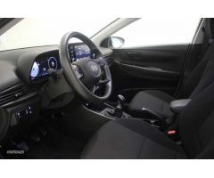 Hyundai i20 1.0 TGDI Klass 100 de 2024 con 15 Km por 19.490 EUR. en Cadiz