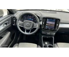 Volvo XC40 2.0 B3 CORE AUTO 163 5P de 2024 con 20.192 Km por 33.500 EUR. en Cordoba