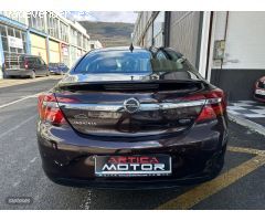 Opel Insignia 2.0 cdti 130cv de 2014 con 194.000 Km por 8.150 EUR. en Navarra