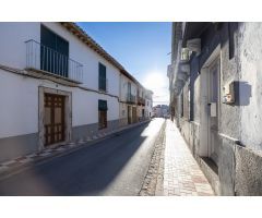 Hyundai Bayon 1.0 TGDI 48V Tecno de 2024 con 9.300 Km por 21.990 EUR. en Cadiz