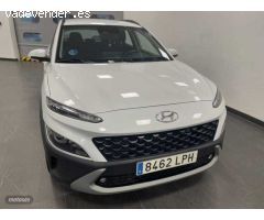 Hyundai Kona 1.0 TGDI 48V Maxx 4X2 de 2021 con 29.000 Km por 18.900 EUR. en Madrid
