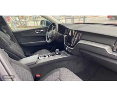 Volvo XC 60 2.0 B4 D CORE AUTO 5P de 2024 con 41.895 Km por 41.800 EUR. en Murcia
