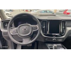 Volvo XC 60 2.0 B4 D CORE AUTO 5P de 2024 con 41.895 Km por 41.800 EUR. en Murcia