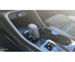 Volvo XC40 1.5 T3 R-DESIGN AUTO 5P de 2020 con 118.350 Km por 27.800 EUR. en Murcia