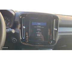 Volvo XC40 1.5 T3 R-DESIGN AUTO 5P de 2020 con 118.350 Km por 27.800 EUR. en Murcia