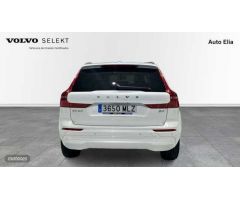 Volvo XC 60 2.0 B4 D CORE AUTO 5P de 2023 con 12.022 Km por 41.500 EUR. en Madrid