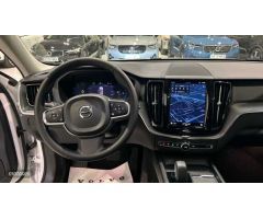 Volvo XC 60 2.0 B4 D CORE AUTO 5P de 2023 con 12.022 Km por 41.500 EUR. en Madrid