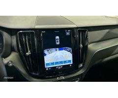 Volvo XC 60 2.0 B4 D CORE AUTO 5P de 2023 con 12.022 Km por 41.500 EUR. en Madrid
