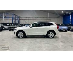 Volvo XC 60 2.0 B4 D CORE AUTO 5P de 2023 con 12.022 Km por 41.500 EUR. en Madrid