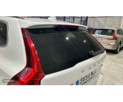 Volvo XC 60 2.0 B4 D CORE AUTO 5P de 2023 con 12.022 Km por 41.500 EUR. en Madrid