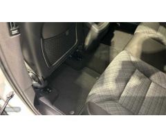 Volvo XC 60 2.0 B4 D CORE AUTO 5P de 2023 con 12.022 Km por 41.500 EUR. en Madrid