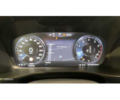 Volvo XC40 1.5 T2 CORE AUTO 5P de 2023 con 13.000 Km por 31.900 EUR. en Madrid