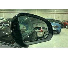Volvo XC40 1.5 T2 CORE AUTO 5P de 2023 con 13.000 Km por 31.900 EUR. en Madrid