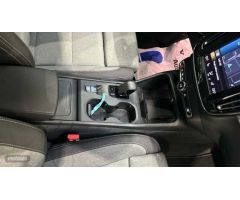 Volvo XC40 1.5 T2 CORE AUTO 5P de 2023 con 13.000 Km por 31.900 EUR. en Madrid