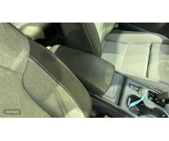 Volvo XC40 1.5 T2 CORE AUTO 5P de 2023 con 13.000 Km por 31.900 EUR. en Madrid