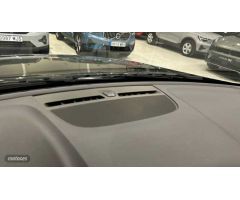 Volvo XC40 1.5 T2 CORE AUTO 5P de 2023 con 13.000 Km por 31.900 EUR. en Madrid