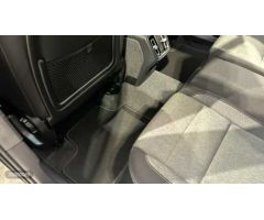 Volvo XC40 1.5 T2 CORE AUTO 5P de 2023 con 13.000 Km por 31.900 EUR. en Madrid