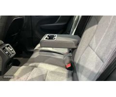 Volvo XC40 1.5 T2 CORE AUTO 5P de 2023 con 13.000 Km por 31.900 EUR. en Madrid