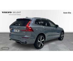Volvo XC 60 2.0 B4 D ULTIMATE DARK AUTO 4WD 5P de 2023 con 31.800 Km por 56.900 EUR. en Madrid