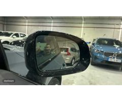 Volvo XC 60 2.0 B4 D ULTIMATE DARK AUTO 4WD 5P de 2023 con 31.800 Km por 56.900 EUR. en Madrid