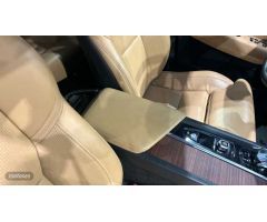 Volvo XC 60 2.0 B4 D ULTIMATE DARK AUTO 4WD 5P de 2023 con 31.800 Km por 56.900 EUR. en Madrid