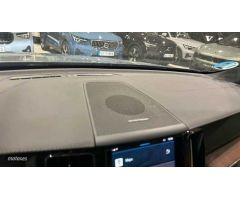 Volvo XC 60 2.0 B4 D ULTIMATE DARK AUTO 4WD 5P de 2023 con 31.800 Km por 56.900 EUR. en Madrid