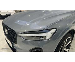 Volvo XC 60 2.0 B4 D ULTIMATE DARK AUTO 4WD 5P de 2023 con 31.800 Km por 56.900 EUR. en Madrid