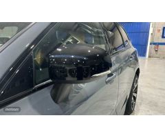 Volvo XC 60 2.0 B4 D ULTIMATE DARK AUTO 4WD 5P de 2023 con 31.800 Km por 56.900 EUR. en Madrid